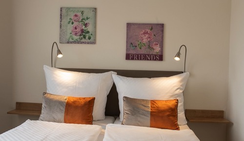 Economy Double Room (French bed 1.40m)