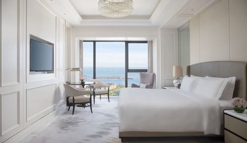 Deluxe Ocean View King