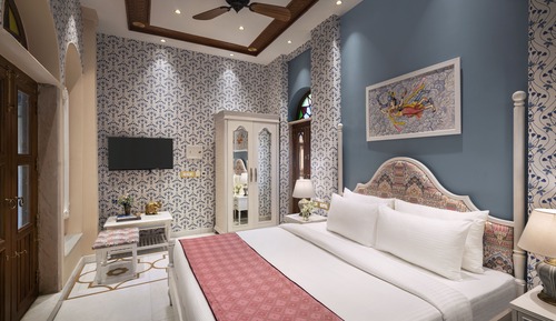 Mumtaz Mahal - Golden Haveli