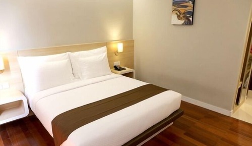 Superior Room, 1 King Bed