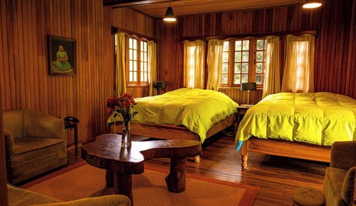 Superior Suite, Fireplace, Lake View (Master)
