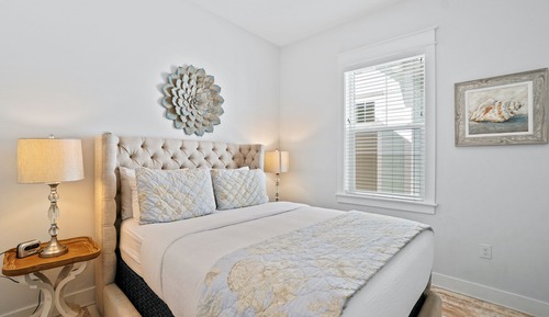 Townhome, 3 Bedrooms (T L Sea)