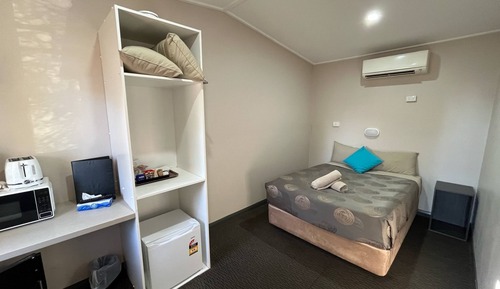 Budget Room