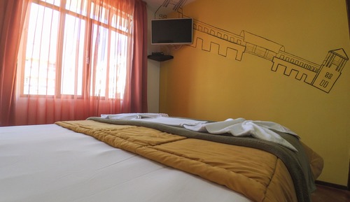Quadruple Room, Non Smoking, Private Bathroom
