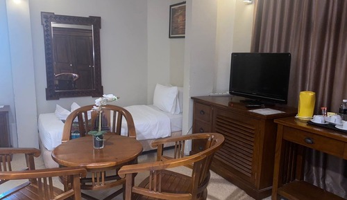 Executive Room