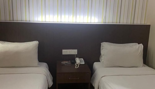 Deluxe Room, 2 Twin Beds