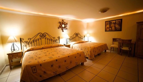 Double Room, 2 Double Beds