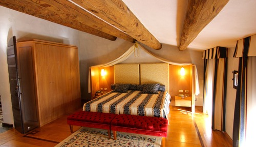Deluxe Double Room, Private Bathroom (external)