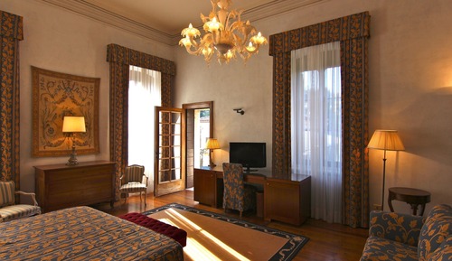 Junior Room