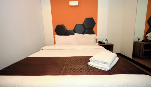 Deluxe Room, 1 Queen Bed