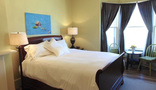 Bonavista Room with jetted bathtub