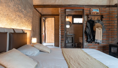 Standard Room, 2 Twin Beds, Fireplace, Garden View