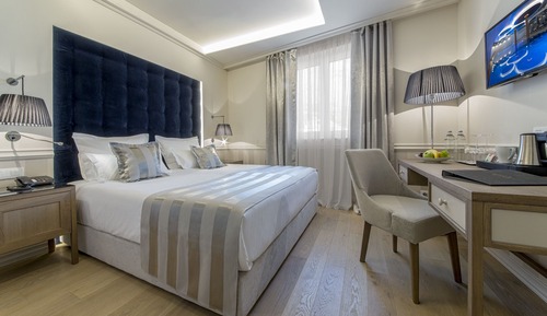 Standard Double Room, Park View