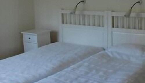 Studio (2 adults)