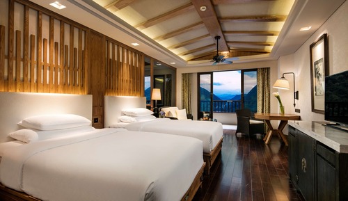 Twin Room, Balcony