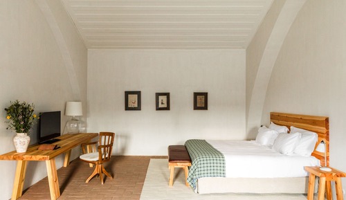 Room (Winery)