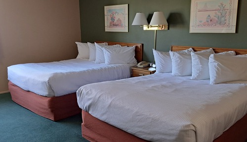 Room, 2 Queen Beds, Non Smoking