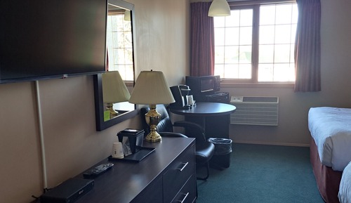 Deluxe Room, 2 Queen Beds, Non Smoking