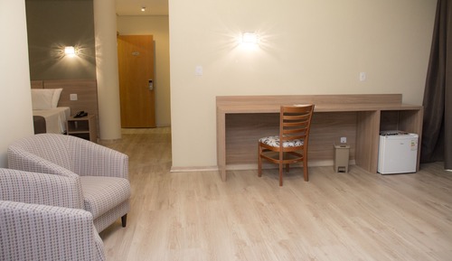 Suite (Real)