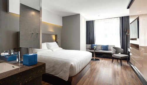 Superior Studio, 1 King Bed