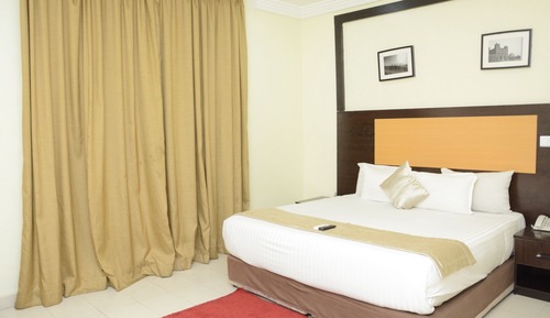 Executive Room