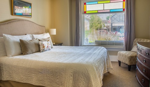 Junior Suite, 1 King Bed, Kitchenette