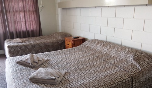 Standard Room, 1 Bedroom, Refrigerator & Microwave