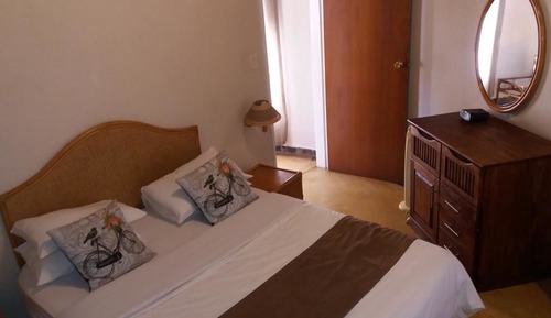 One Bedroom Small 