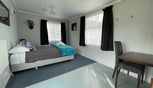 Standard Cabin, Shared Bathroom