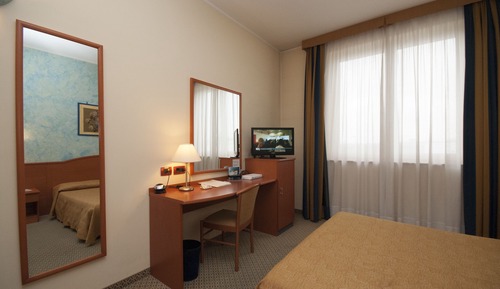 Double Room Single Use