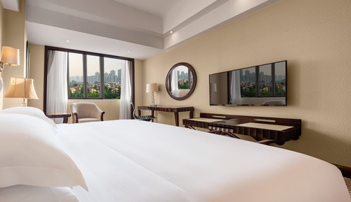 Premium Room, 1 King Bed, Hill View