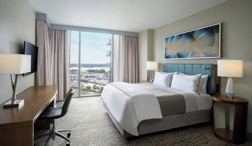 Premium Room, 1 King Bed, Marina View