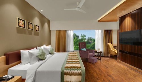 Fern Club Room