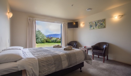 Deluxe Room, Lake View
