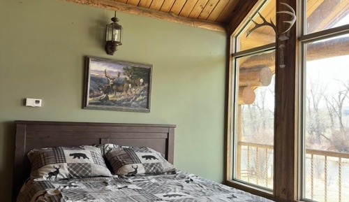 Deluxe Cabin