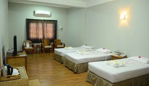 Superior Triple Room