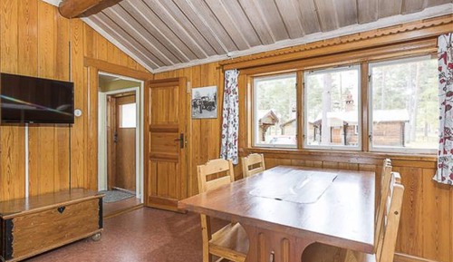 Classic Cottage (6 beds)