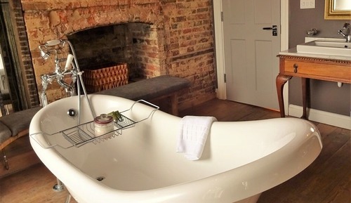 Superior Double Room, Ensuite (KING)