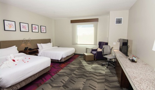 Room, 2 Queen Beds, Accessible, Non Smoking (mob/hearing acc w/ roll-in shower)