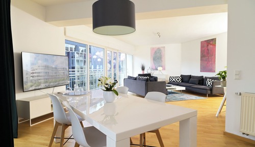 Luxury Apartment, 1 King Bed, Kitchen (Suite)