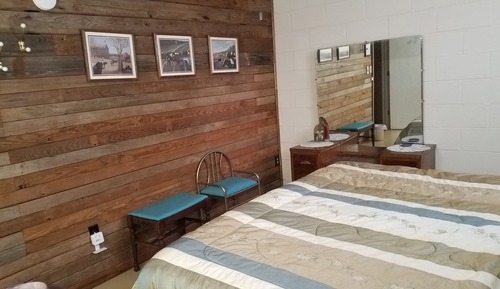 Executive Room, 1 King Bed, Shared Bathroom, Garden Area