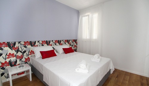Exclusive Apartment, 2 Bedrooms, Terrace, Sea View