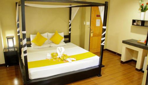 Deluxe Double Room with Garden