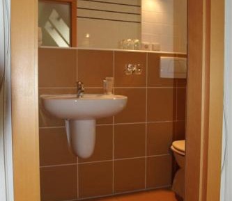 Double Room (1 Adult)