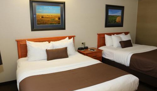 Queen Room with Two Queen Beds - Disability Access - Non-Smoking