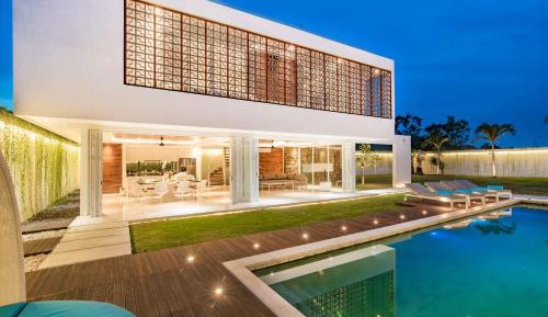 Deluxe Villa