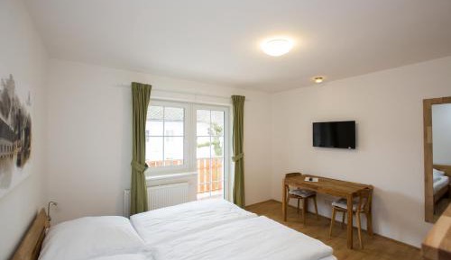 Classic Single Room