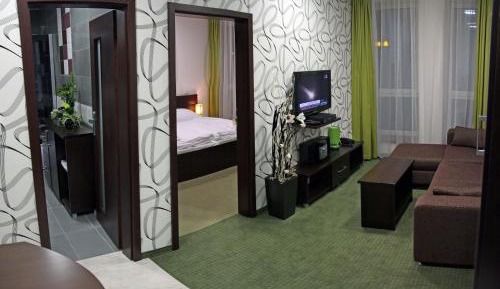 Deluxe Suite