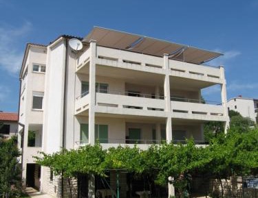 Three-Bedroom Apartment with Terrace and Sea View