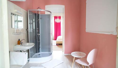Triple Room with Shared Toilet